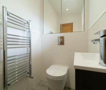 4 Bed Terraced House, Smalley Close, N16 - Photo 3