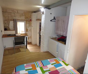 AVIGNON INTRA MUROS: Magnifique appartement en duplex refait à neuf... - Photo 4