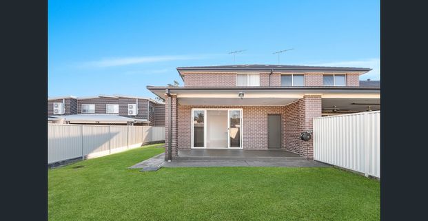 Low maintenance living in a convenient location - Photo 1