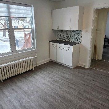 3 1/2 a louer Limoilou première étage - Photo 3