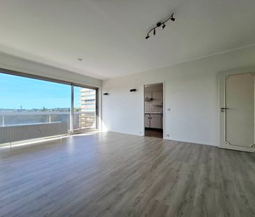 Appartement - à louer - Photo 2
