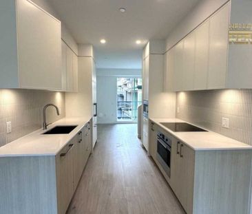 956 Lytton Street town house — North Vancouver, BC (3-Bedroom) - 3 Bedroom - Photo 3