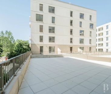 Rental Apartment Bordeaux Saint-Jean - Photo 3