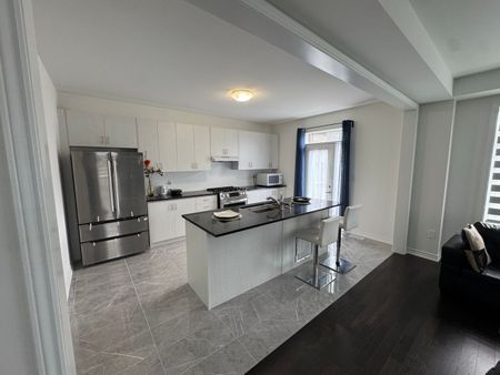 For Lease - 10 Ferguson Street, Erin, Ontario - Photo 5