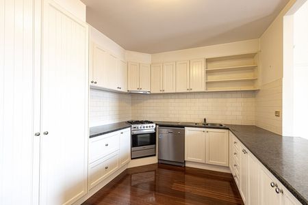 1/330 Smith Street, Collingwood VIC 3066 - Photo 3