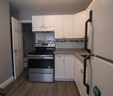 COZY BACHELOR APARTMENT IN THOROLD!! - Photo 6
