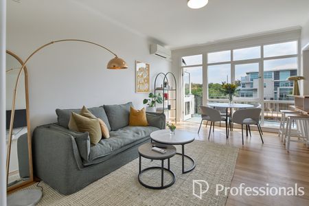 13/64 Broadway, Elwood VIC 3184 - Apartment For Rent | Domain - Photo 2