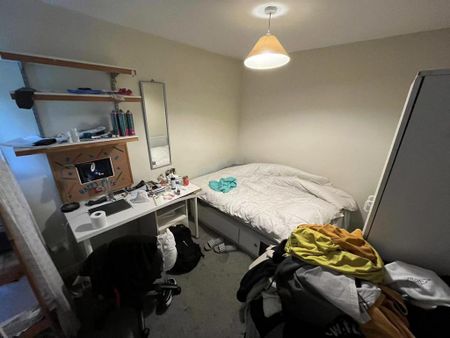 4 bedroom terraced house to rent - Photo 4