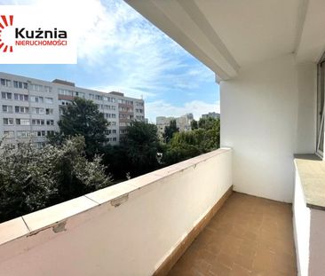 Bez mebli, duży balkon, oddzielna kuchnia! - Zdjęcie 5
