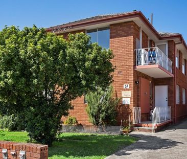 Bright & Convenient Two-Bedroom Unit in Wiley Park - Photo 4