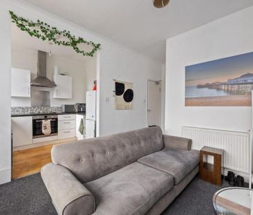 3 bedroom maisonette to rent - Photo 4