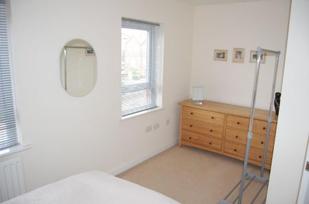 4 bedroom townhouse to rent - Photo 5