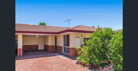 Double Catchment! Rossmoyne & Applecross school zone! Don't miss this one!! - Photo 5