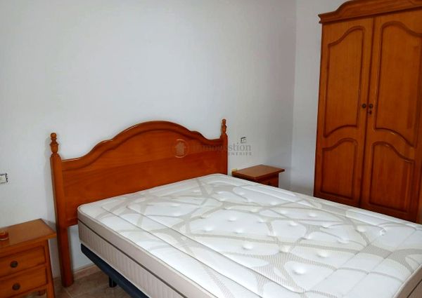 Se alquila en Buzanada apartamento de 2 dormitorios