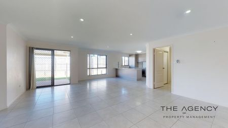 Spacious Family Living in a Quiet Gracemere Location! - Photo 5