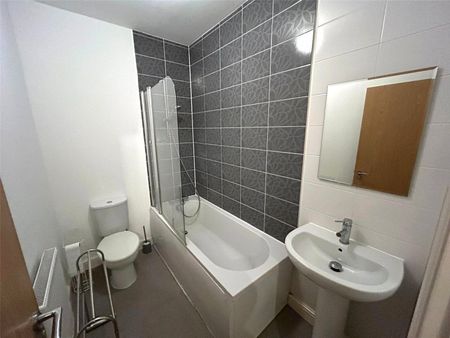 Olympian Way, Cullompton, Devon, EX15 - Photo 4