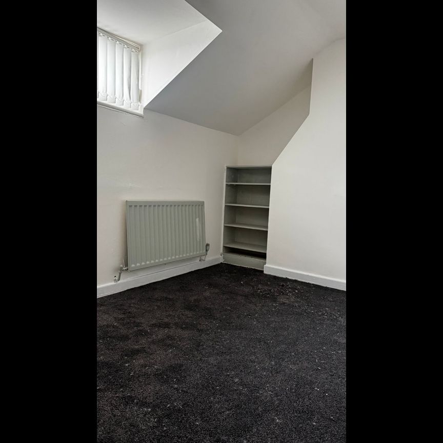 3 Bed Terraced House, Index Street, L4 - Photo 1