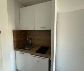 Ile de NANTES : studio moderne et équipé ✨ - Photo 5