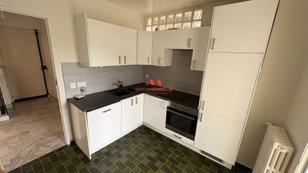 Location Maison 5 pièces 94m² - Photo 2