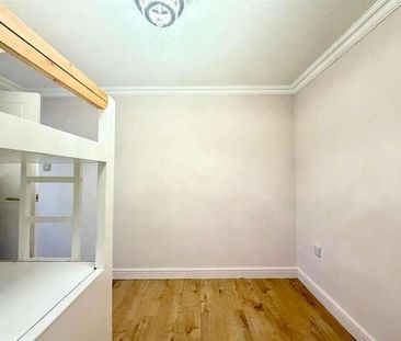 Church Leys, Harlow, CM18 - Photo 4