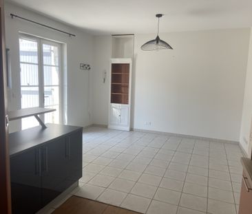 Location Appartement 2 pièces 38m² ANGOULEME 16000 - Photo 1