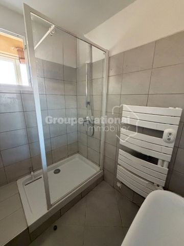 Location Appartement 3 pièces 67m² - Photo 5