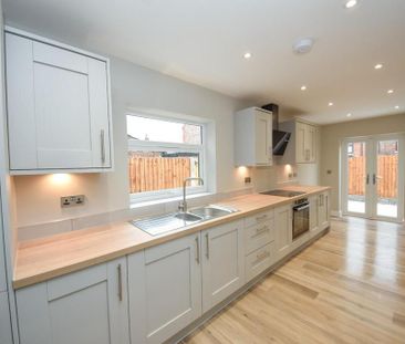 3 bedroom end of terrace house to rent - Photo 6