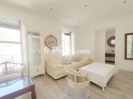 Piso en alquiler en Casco Historico - Photo 1