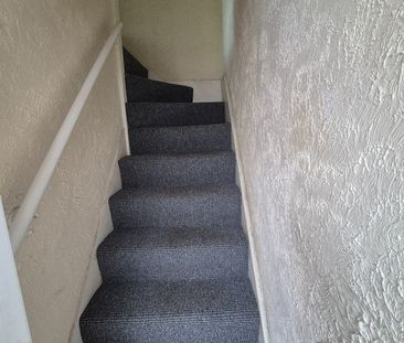 1 Bed Flat, Prestwich, M25 - Photo 4