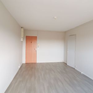 T1 de 33 m² refait à neuf avec pièce à vivre lumineuse - Photo 2