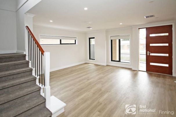 Brand new Metricon home - Photo 1