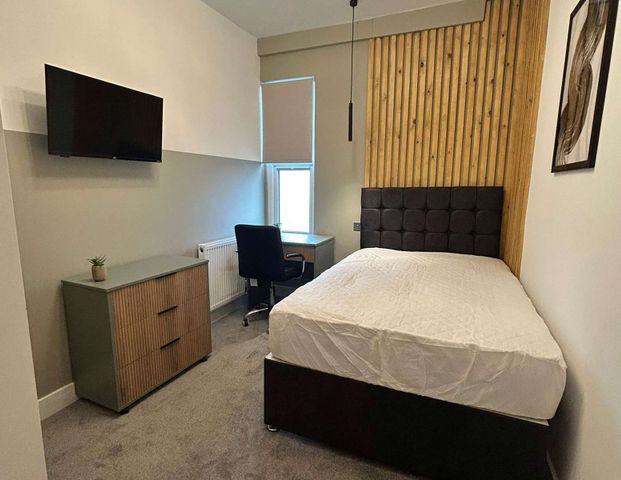 Colwick Road Room 2 - Photo 1