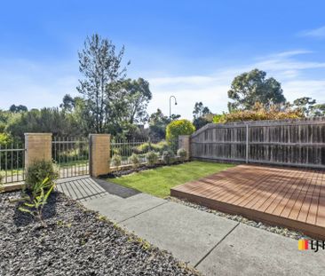 3 Bedroom Townhouse In Ideal Location - Photo 3