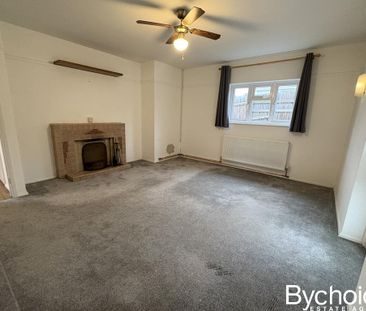 2 bedroom detached bungalow to rent - Photo 2