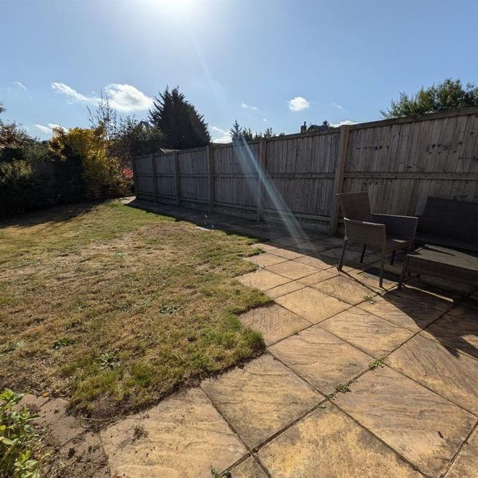 3 bedroom terraced house to rent - Photo 1