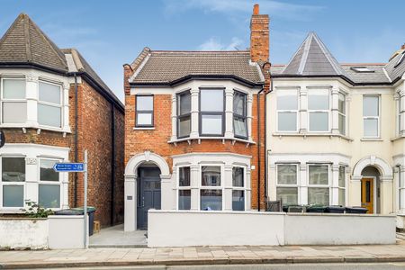 3 Bed Flat, Westbury Avenue, N22 - Photo 3