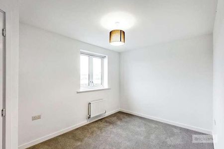 Mostyn Street, Wellingborough, Northants, NN8 - Photo 3