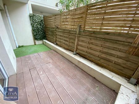 Location Appartement 2 pièces 52m² LA SEYNE SUR MER 83500 - Photo 5