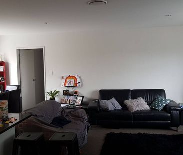 Takanini - Modern 4 Bedroom Home - Photo 5