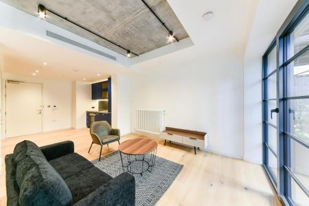 Studio to rent - Photo 2