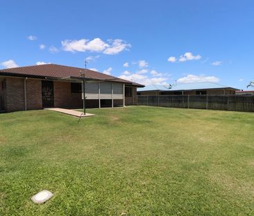 18 Moonstone Dr, 4655, Urangan Qld - Photo 1