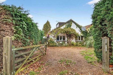 Field Common Lane, Walton-on-thames, KT12 - Photo 3