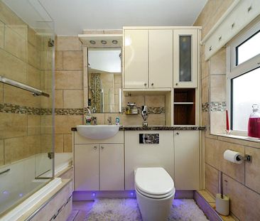 3 bedroom terraced house to rent - Photo 5