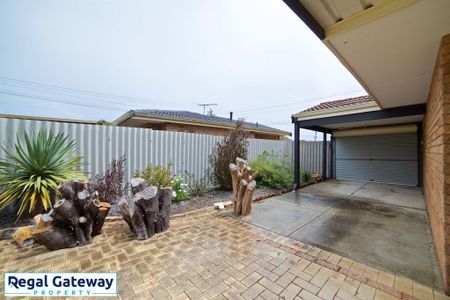 25 Beermullah Way, WAIKIKI WA 6169 - Photo 2