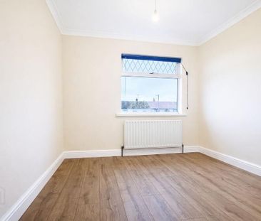 58 Hawthorn Avenue, Carrickfergus, BT38 8EQ - Photo 6