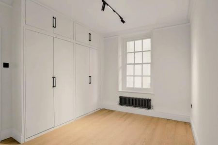 4 bedroom flat to rent - Photo 5