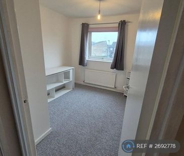 3 bedroom terraced house to rent - Photo 2