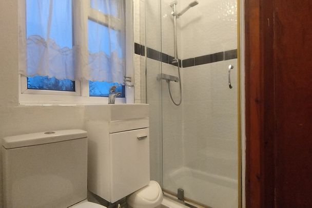 Sycamore Avenue - Photo 1