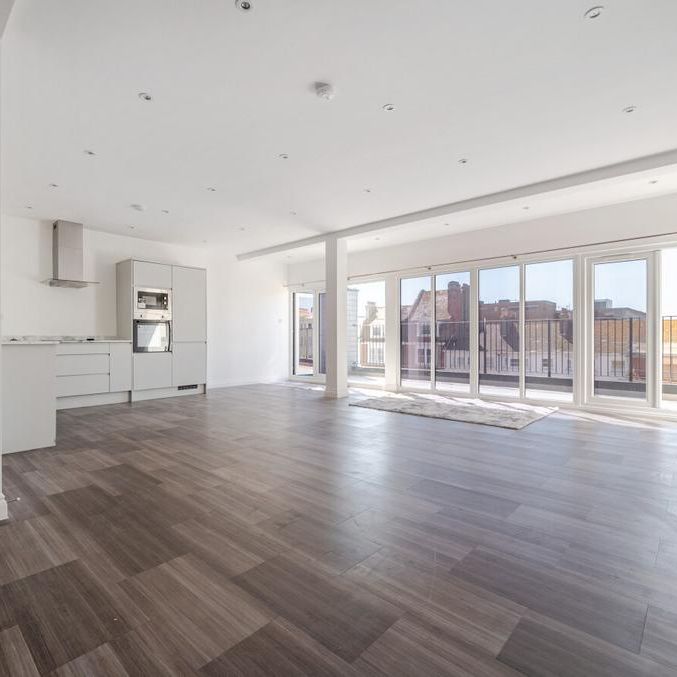 2 bedroom flat to rent - Photo 1