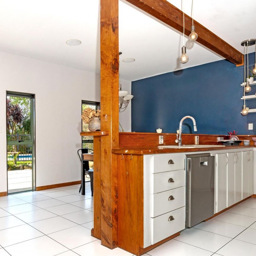 Ideal Family Home - Photo 1